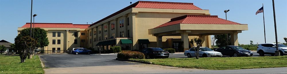 派恩布拉夫套房酒店 外观 照片